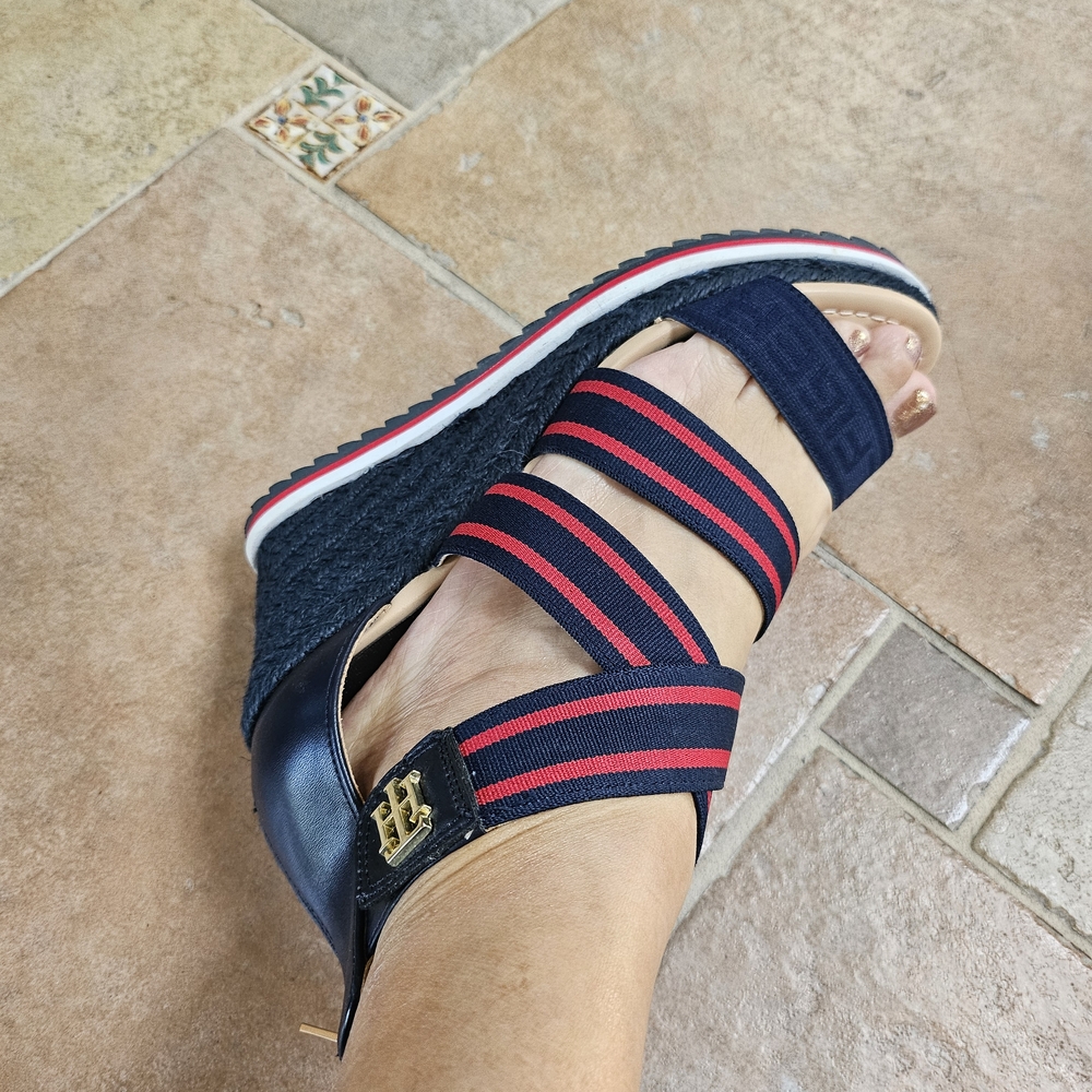 Tommy Hilfiger Blue and Red Wedge Sandals Sporty Design - Picture 2 of 7